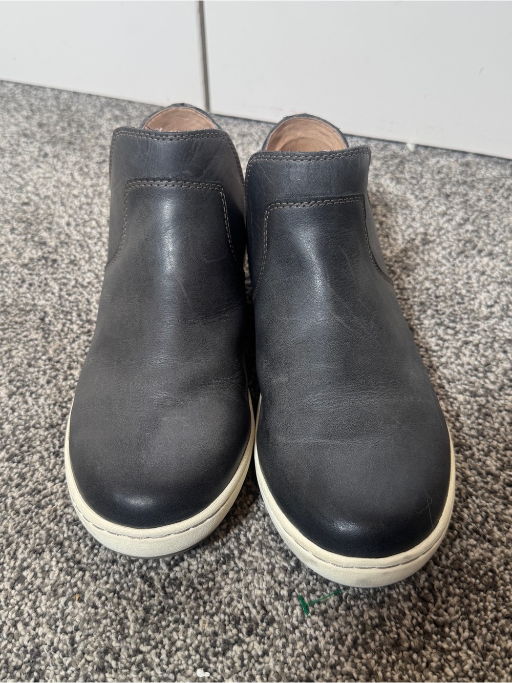 Taos Unity Gray Leather Slip On Sneakers Comfort Casual Shoes Womens US 7 - Picture 2 of 11